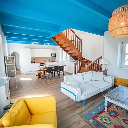 House With South-facing Terrace Holiday home